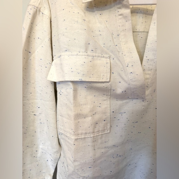 LOFT Women's Ivory Flecked V-Neck Pocket Popover - Picture 4 of 5